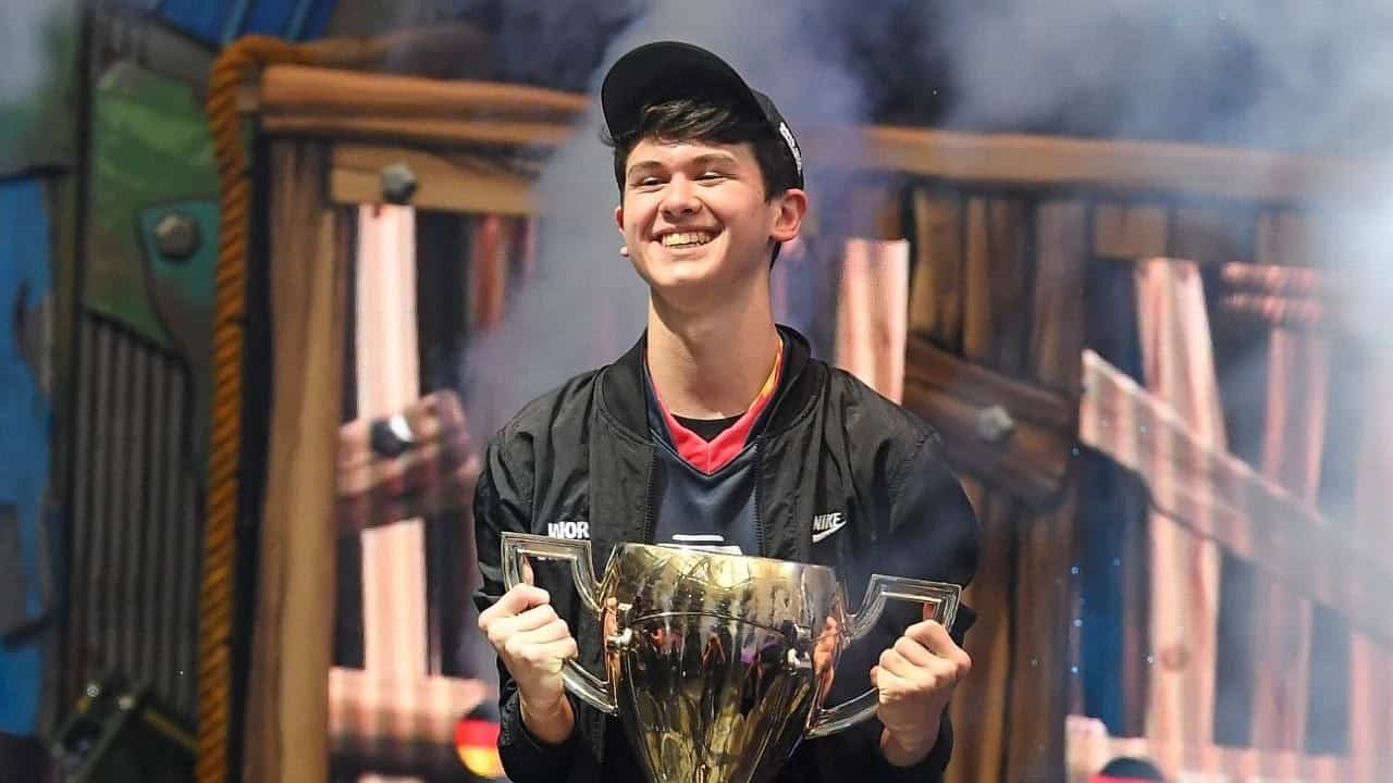 Fortnite World Cup Champion Bugha Wins First FNCS Title With Mero & Muz