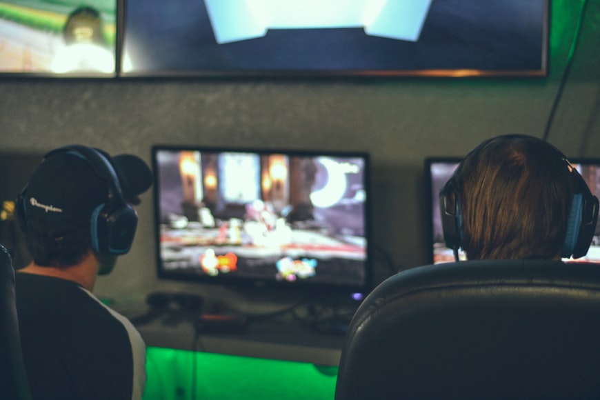 4 Reasons Why Esports Have Become Immensely Popular » TalkEsport