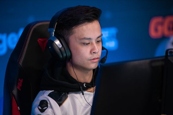 Stewie2k Reveals His Plans for 2022, Exploring Valorant and More