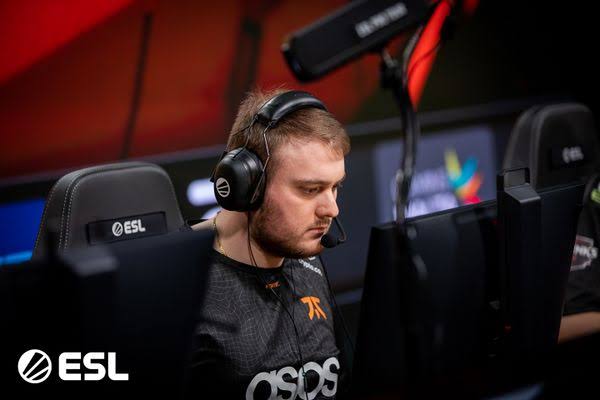 Fnatic bench ALEX and poizon, to undergo roster overhaul￼