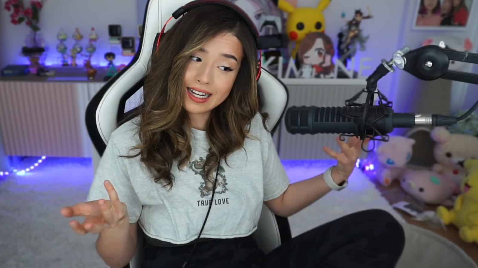 Pokimane faces backlash for Depp vs Heard meme