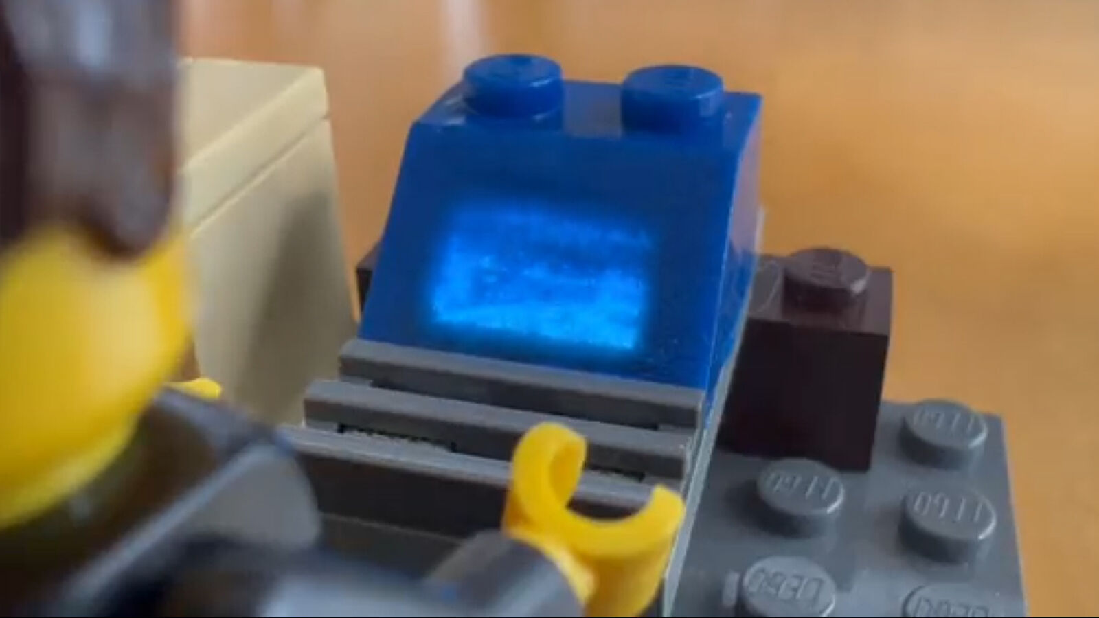 A piece of Lego can now play Doom