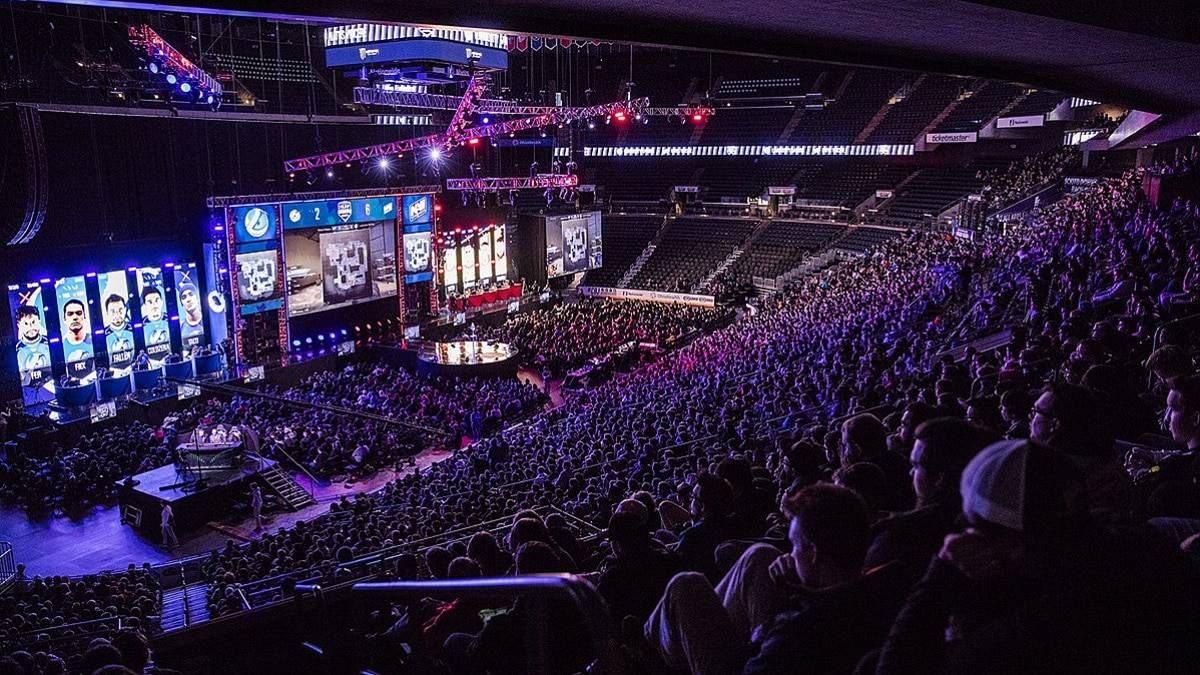 The crowd watches a live game during IEM