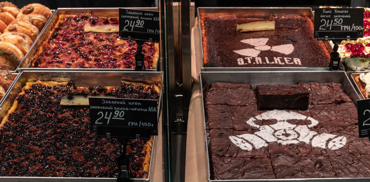 Stalker themed supermarket brownies