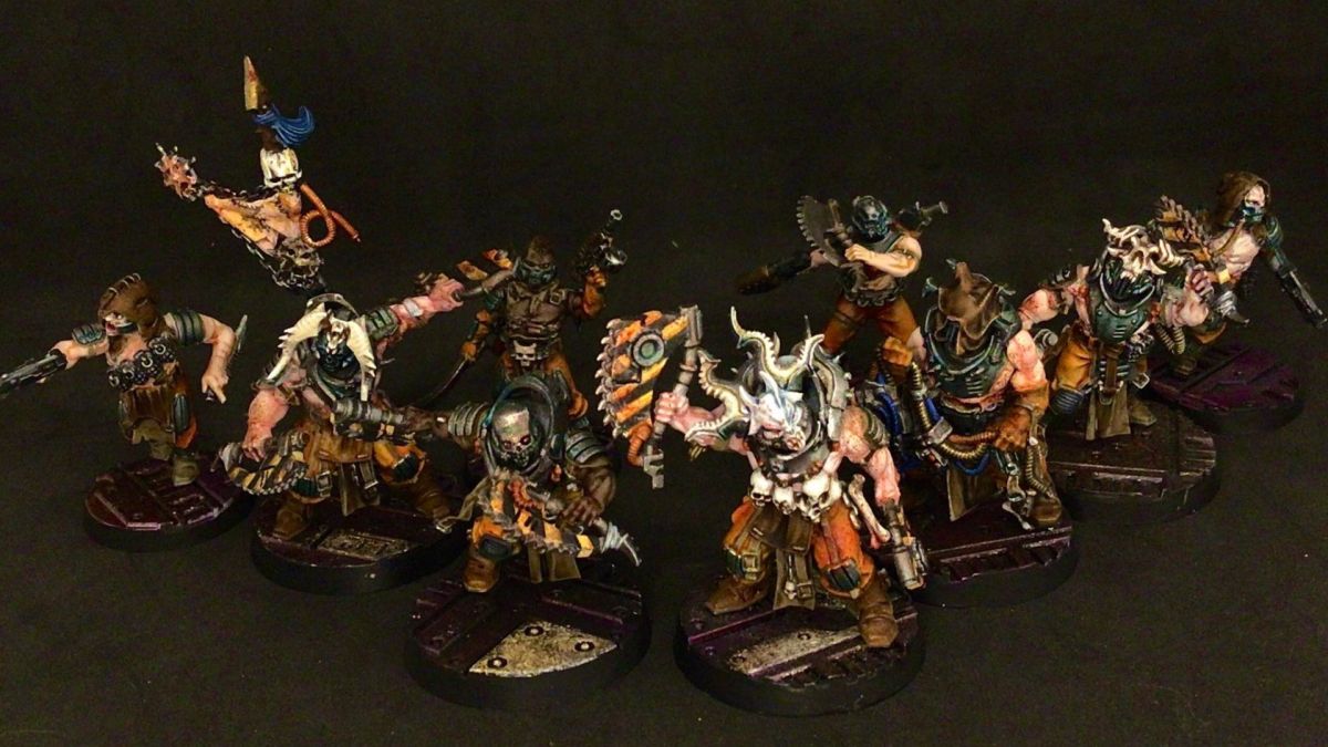 a squad of Warhammer 40k Necromunda gangers painted by @under_construction_painting