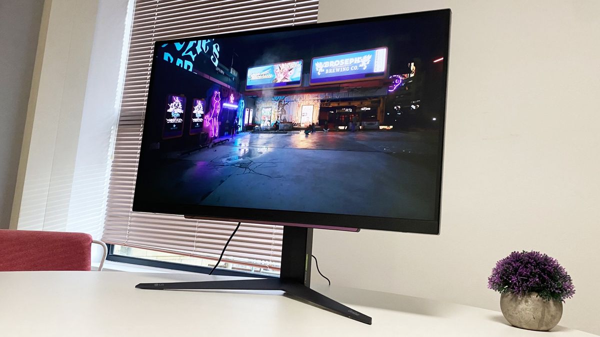 LG UltraGear 27GR93U gaming monitor review