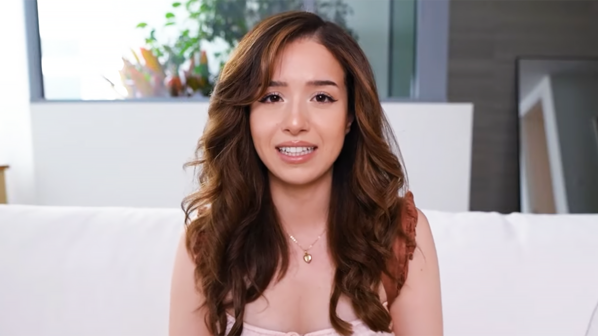 Pokimane called a viewer ‘broke boy’ for complaining about her overpriced snacks, and now the internet is mad about miniature cookies