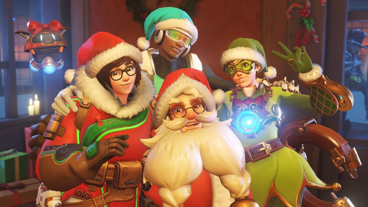 Mei, Torbjorn in Christmas outfits.