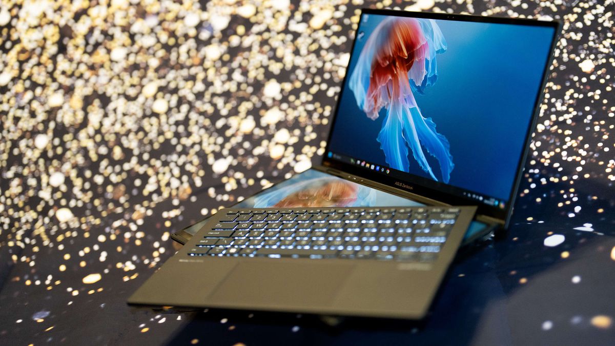 Asus ZenBook Duo (2024) | PC Gamer