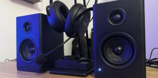 The NZXT Relay speakers, headset and stand