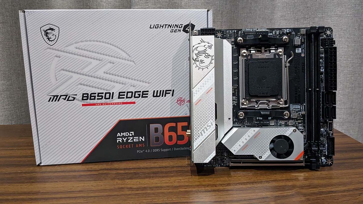 MSI MPG B650I Edge WiFI board and box